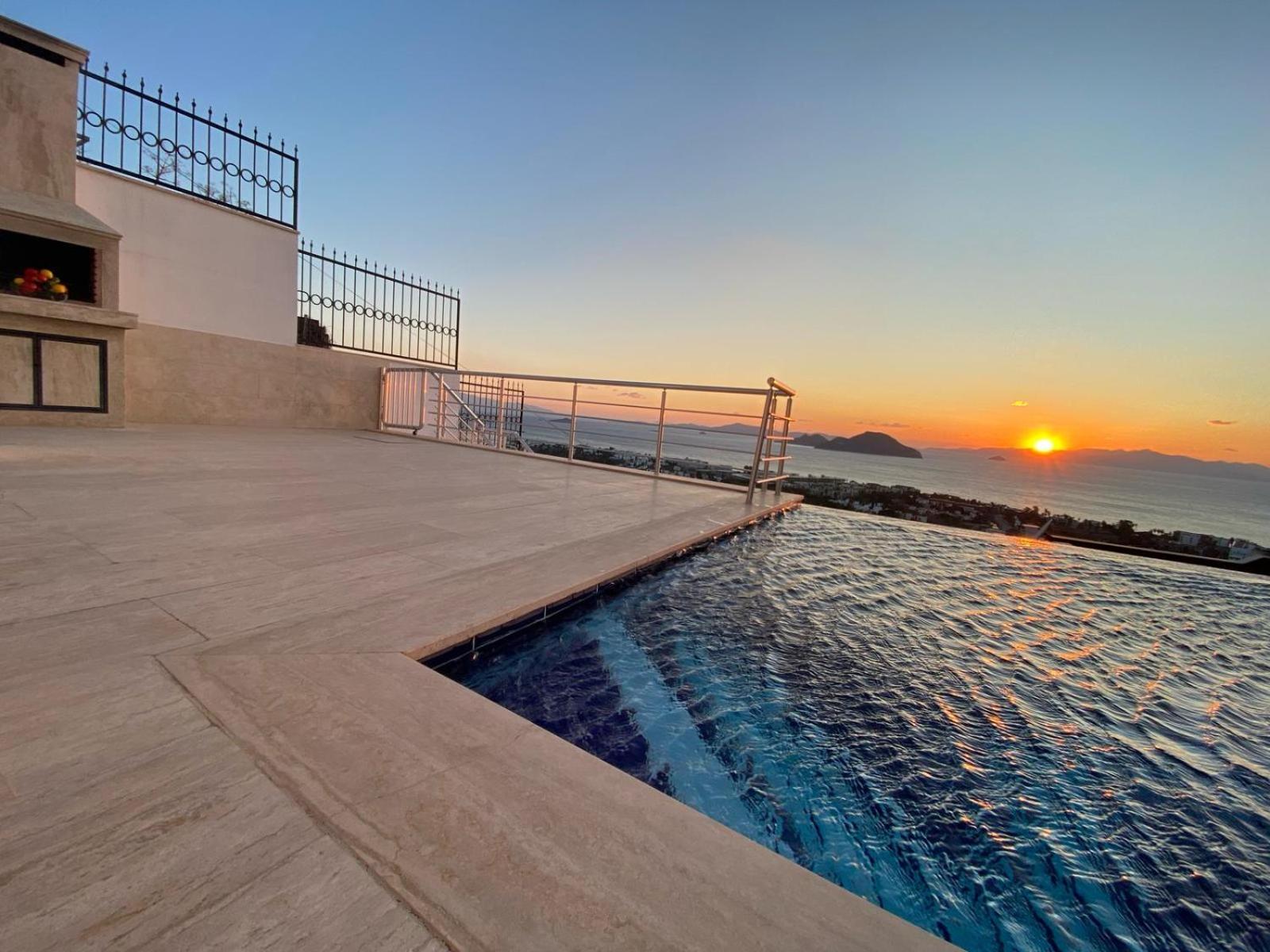 Bodrum Eason Villa & House 350M2 Full Sea View With Private Infinity Pool Kültér fotó